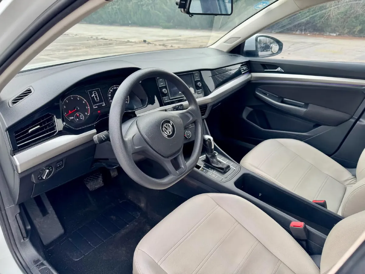 2019 Bestune T77 1.2T 143HP L4 7DCT,autocango,china used car exporter,china ev exporter,chinese used car exporter,chinese used ev exporter