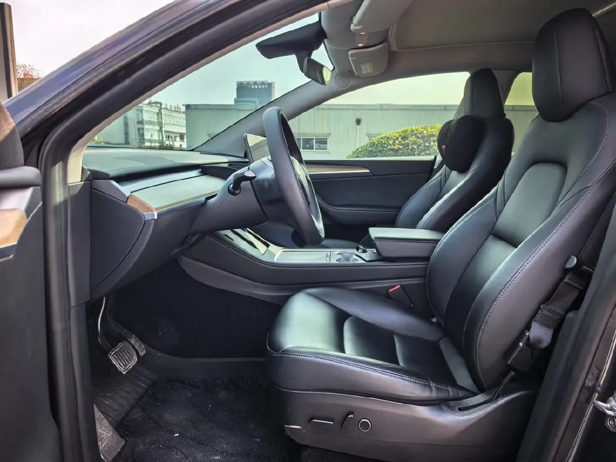 2022 Tesla Model Y BEV 60KWH,autocango,china used car exporter,china ev exporter,chinese used car exporter,chinese used ev exporter