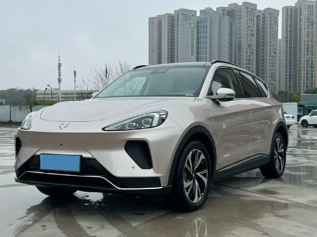2025 ARCFOX αT6 BEV,autocango,china used car exporter,china ev exporter,chinese used car exporter,chinese used ev exporter