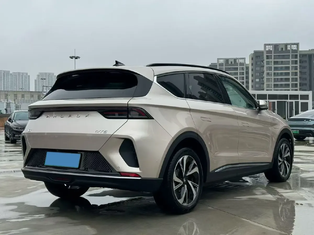 2025 ARCFOX αT6 BEV,autocango,china used car exporter,china ev exporter,chinese used car exporter,chinese used ev exporter