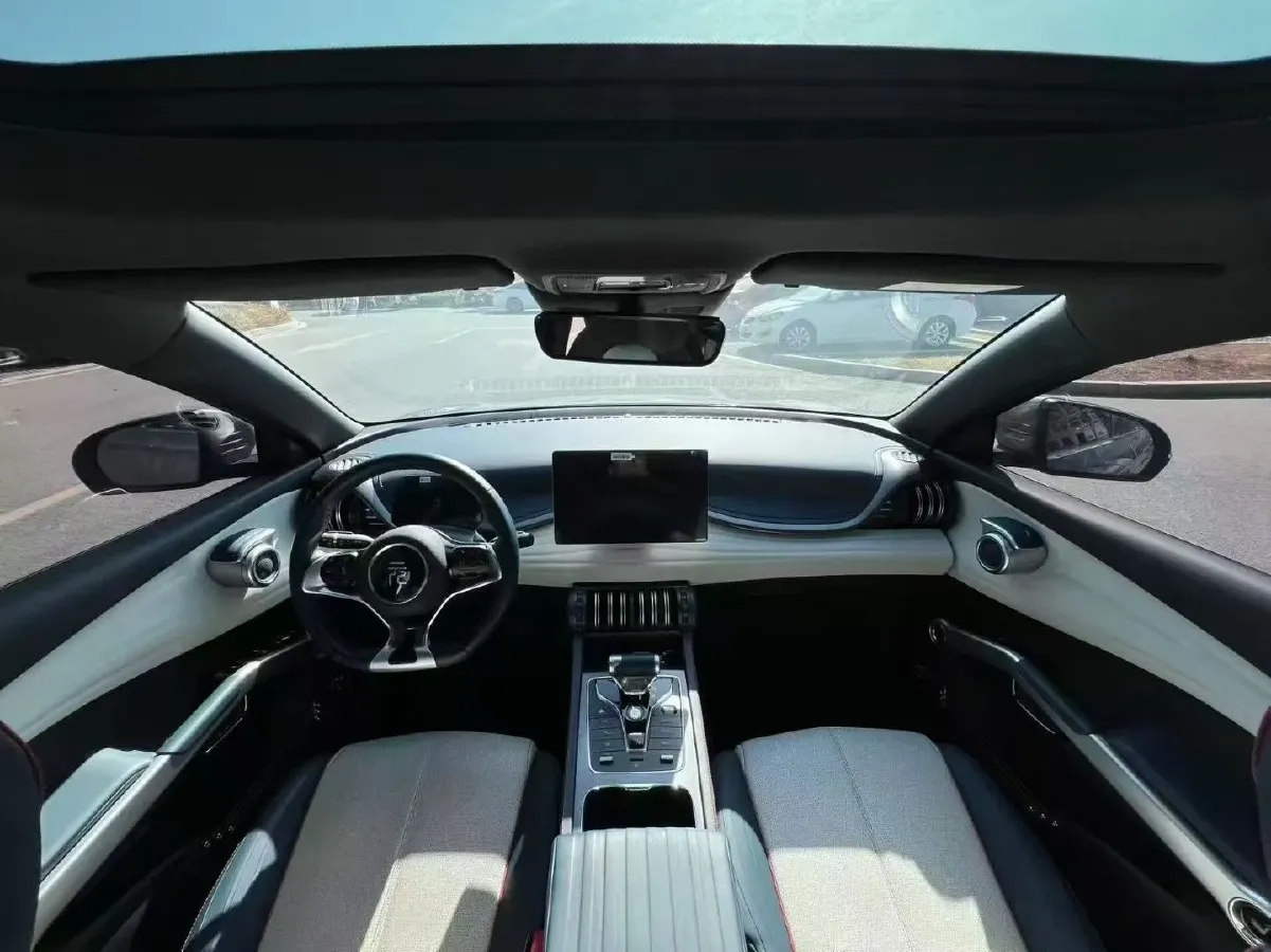 2022 Hycan Z03 BEV 64.23KWH,autocango,china used car exporter,china ev exporter,chinese used car exporter,chinese used ev exporter