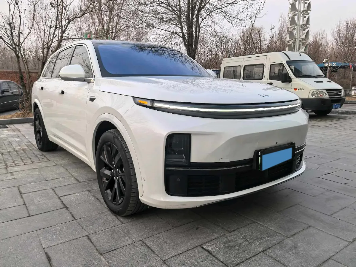 2023 Li L7 Range Extended 154HP REEV 40.9KWH,autocango,china used car exporter,china ev exporter,chinese used car exporter,chinese used ev exporter