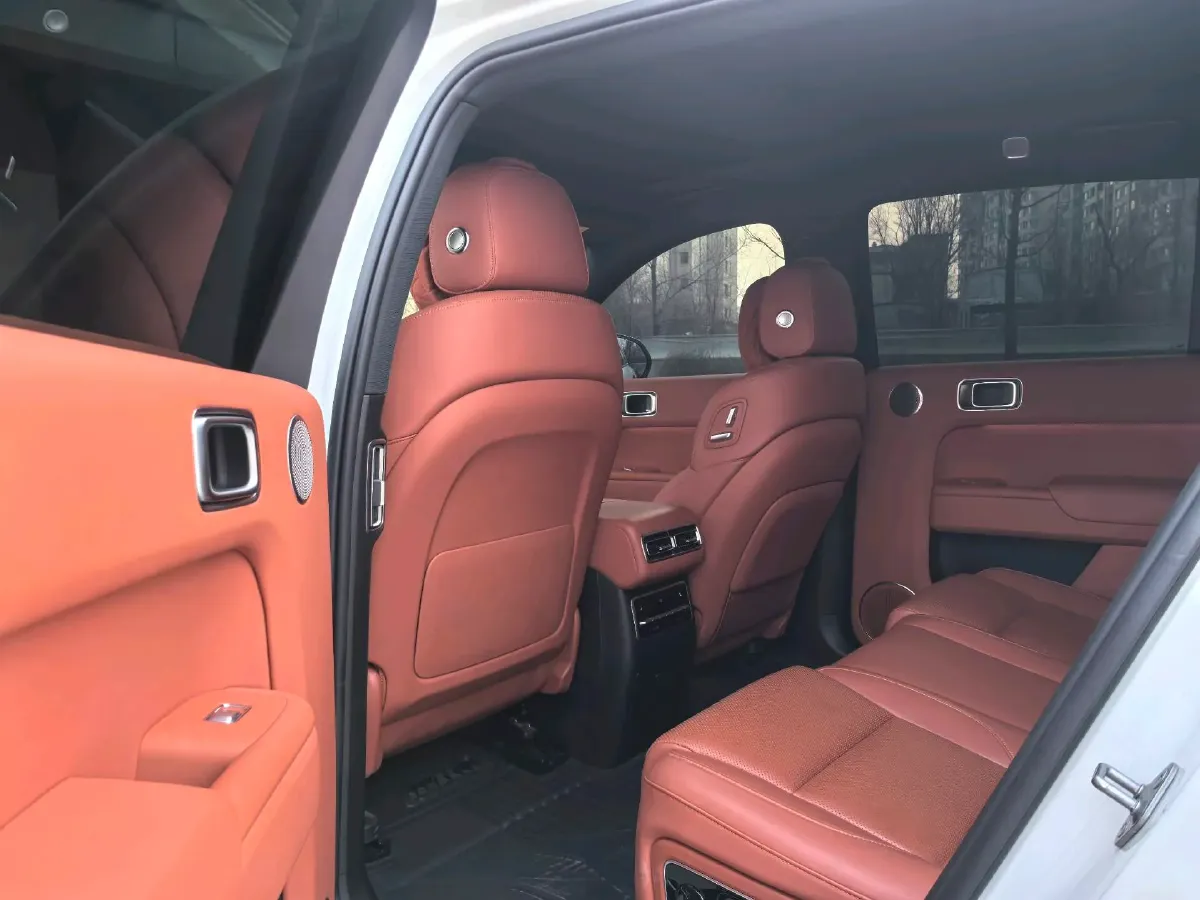 2023 Li L7 Range Extended 154HP REEV 40.9KWH,autocango,china used car exporter,china ev exporter,chinese used car exporter,chinese used ev exporter