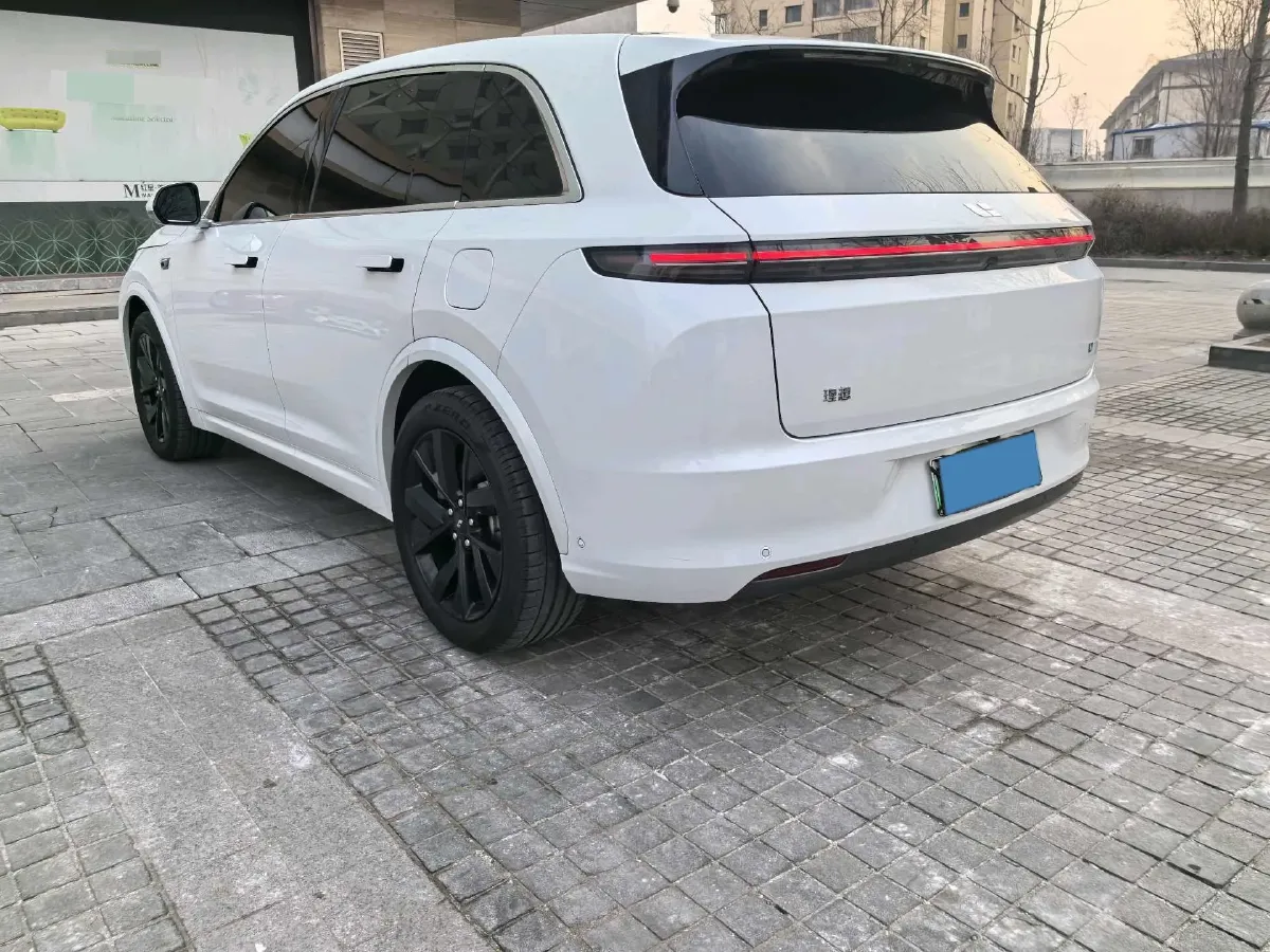 2023 Li L7 Range Extended 154HP REEV 40.9KWH,autocango,china used car exporter,china ev exporter,chinese used car exporter,chinese used ev exporter