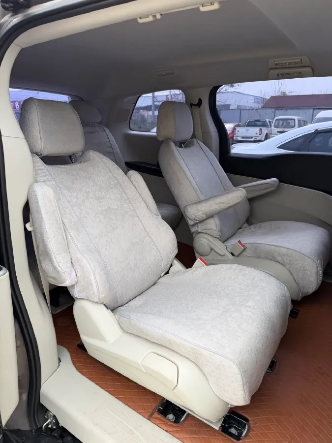 2022 Buick GL8 2.0T 237HP L4 9AT,autocango,china used car exporter,china ev exporter,chinese used car exporter,chinese used ev exporter