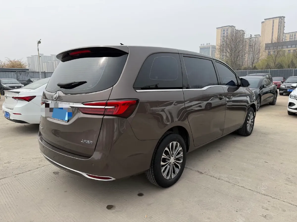 2022 Buick GL8 2.0T 237HP L4 9AT,autocango,china used car exporter,china ev exporter,chinese used car exporter,chinese used ev exporter