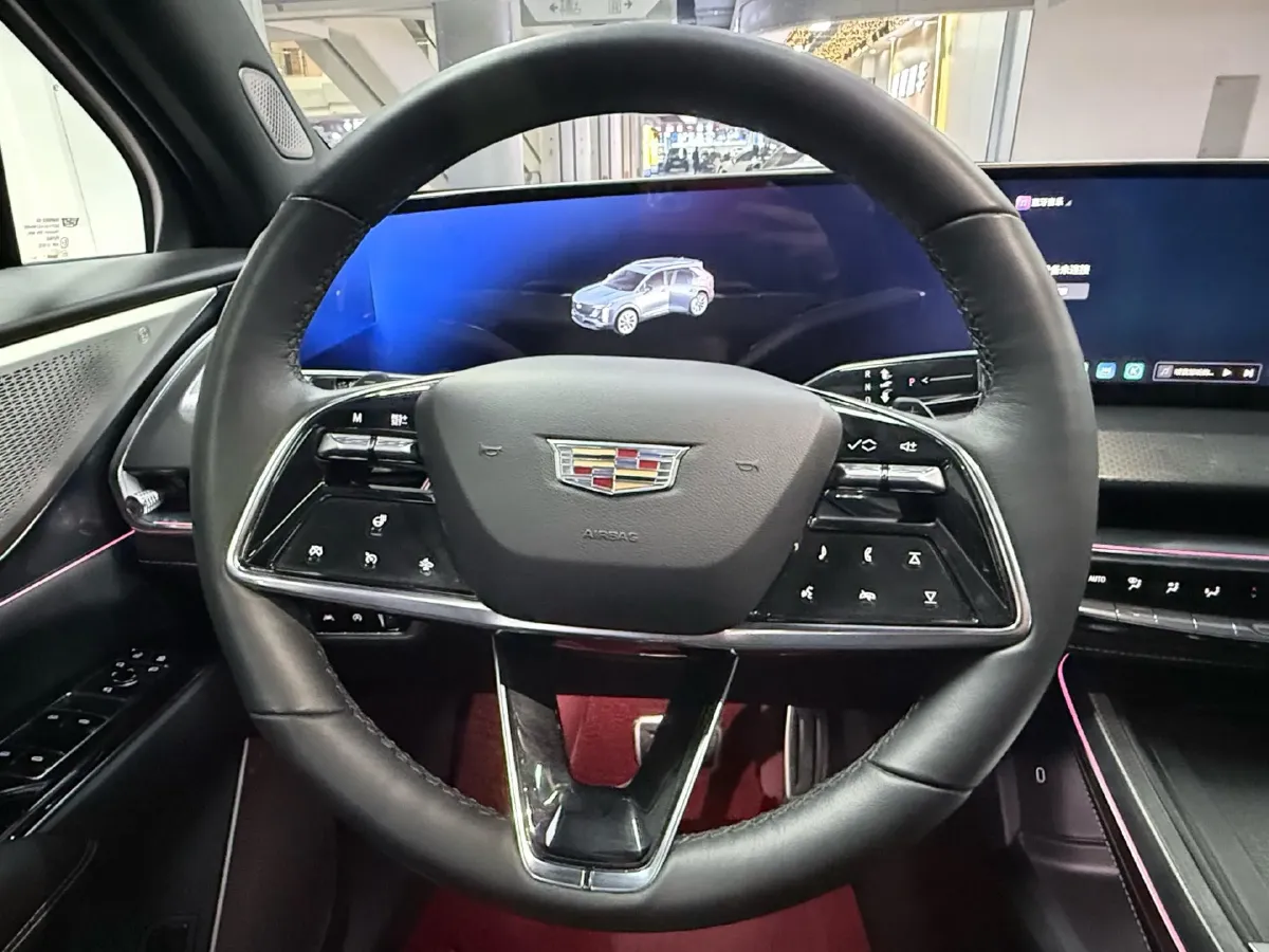 2025 Cadillac XT5 2.0T 237HP L4 9AT,autocango,china used car exporter,china ev exporter,chinese used car exporter,chinese used ev exporter