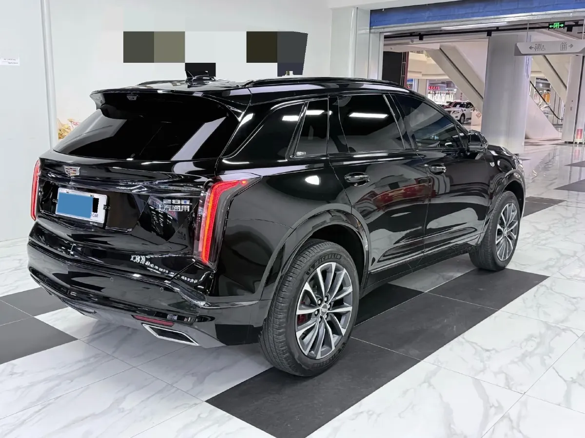 2025 Cadillac XT5 2.0T 237HP L4 9AT,autocango,china used car exporter,china ev exporter,chinese used car exporter,chinese used ev exporter