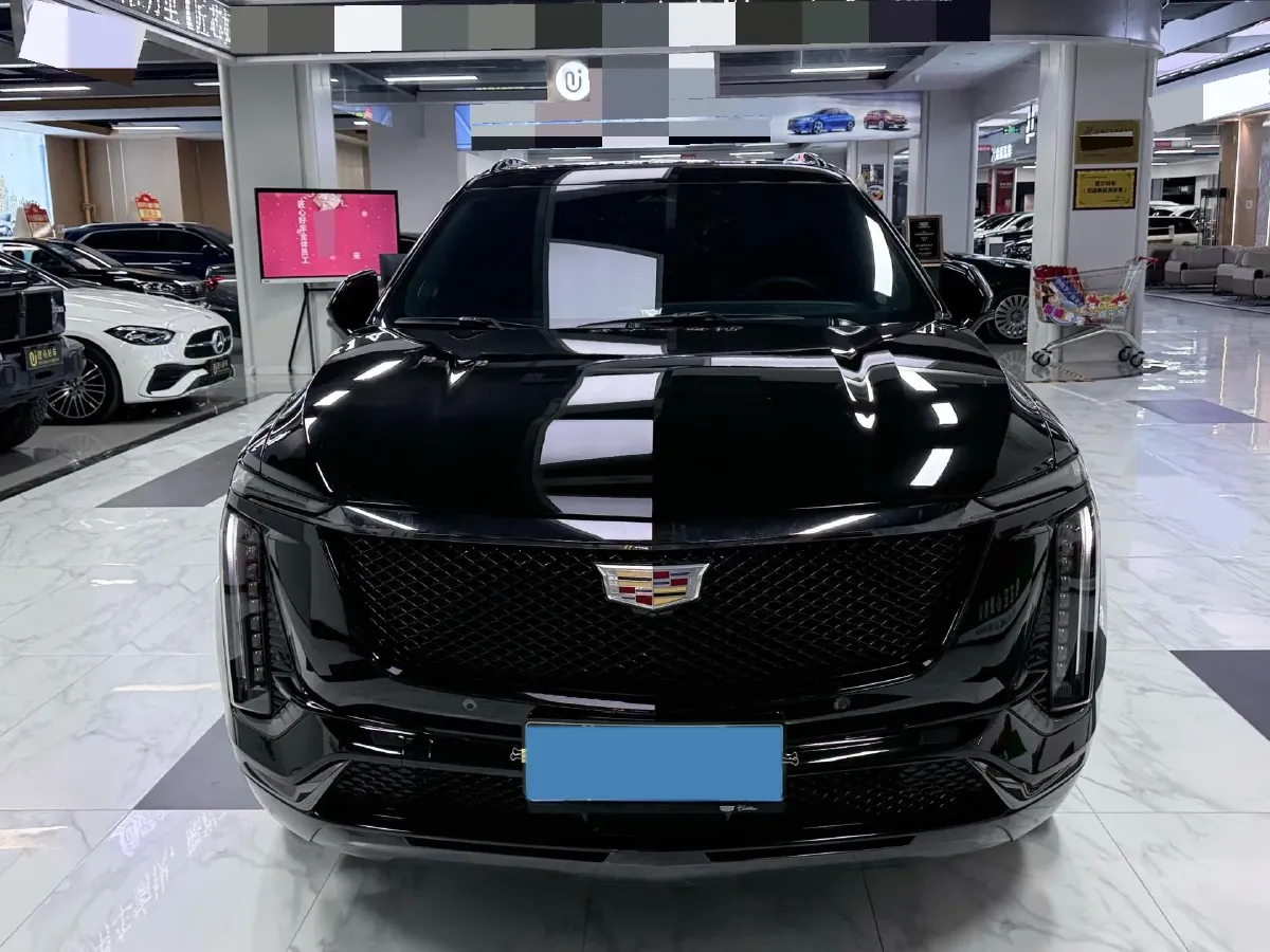 2025 Cadillac XT5 2.0T 237HP L4 9AT,autocango,china used car exporter,china ev exporter,chinese used car exporter,chinese used ev exporter