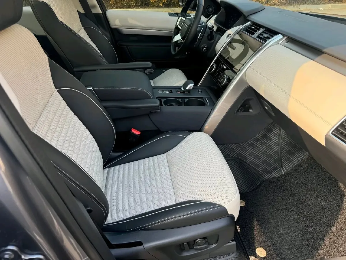 2021 Land Rover Discovery 3.0T 360HP L6 8AT,autocango,china used car exporter,china ev exporter,chinese used car exporter,chinese used ev exporter