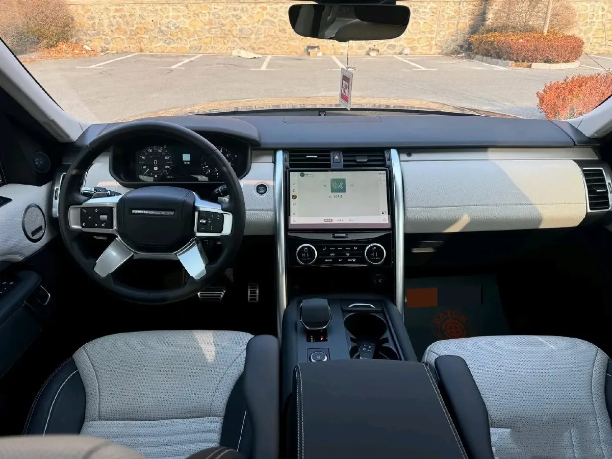 2021 Land Rover Discovery 3.0T 360HP L6 8AT,autocango,china used car exporter,china ev exporter,chinese used car exporter,chinese used ev exporter