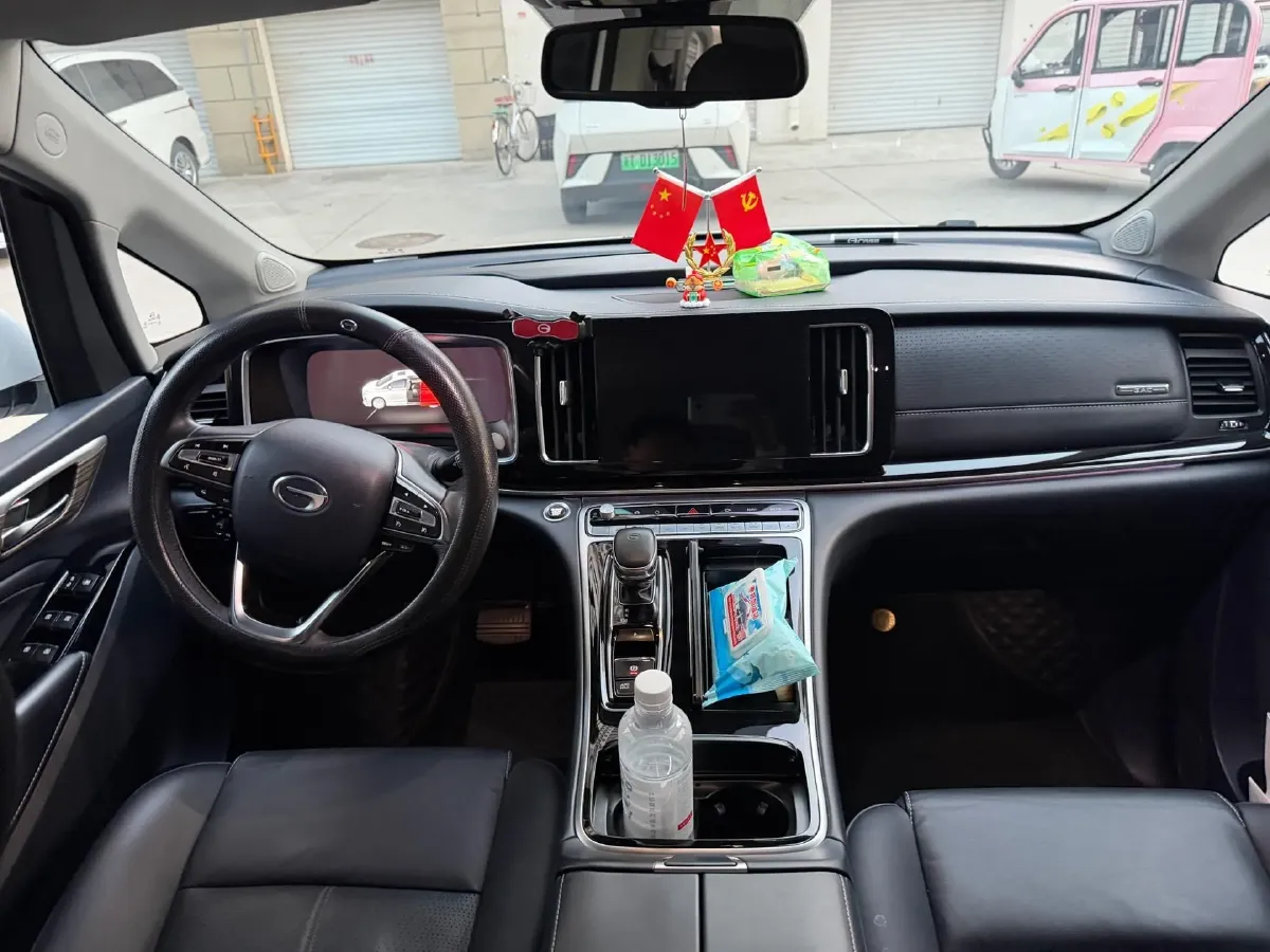 2023 GAC Trumpchi M8 2.0T 252HP L4 8AT,autocango,china used car exporter,china ev exporter,chinese used car exporter,chinese used ev exporter