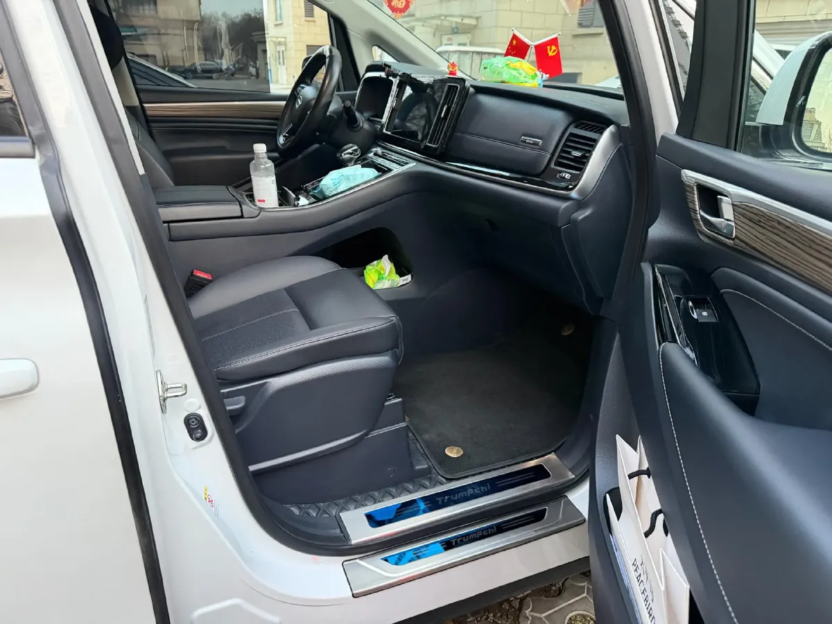 2023 GAC Trumpchi M8 2.0T 252HP L4 8AT,autocango,china used car exporter,china ev exporter,chinese used car exporter,chinese used ev exporter