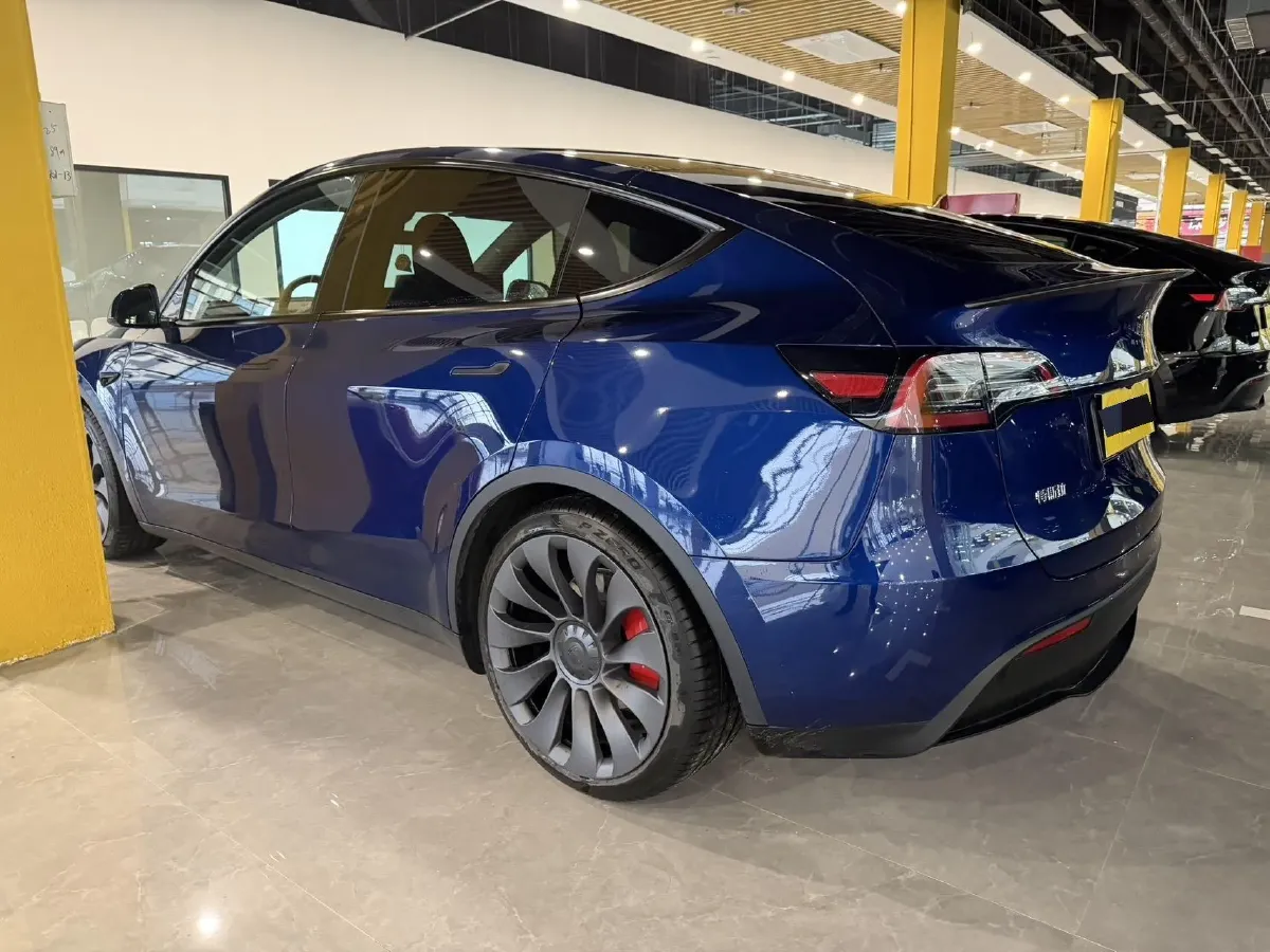 2024 Tesla Model Y BEV 78.4KWH,autocango,china used car exporter,china ev exporter,chinese used car exporter,chinese used ev exporter