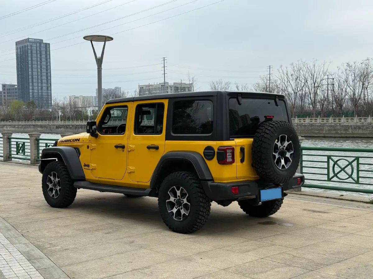 2021 Jeep Wrangler 2.0T 266HP L4 8AT,autocango,china used car exporter,china ev exporter,chinese used car exporter,chinese used ev exporter