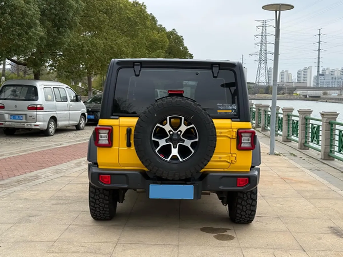 2021 Jeep Wrangler 2.0T 266HP L4 8AT,autocango,china used car exporter,china ev exporter,chinese used car exporter,chinese used ev exporter