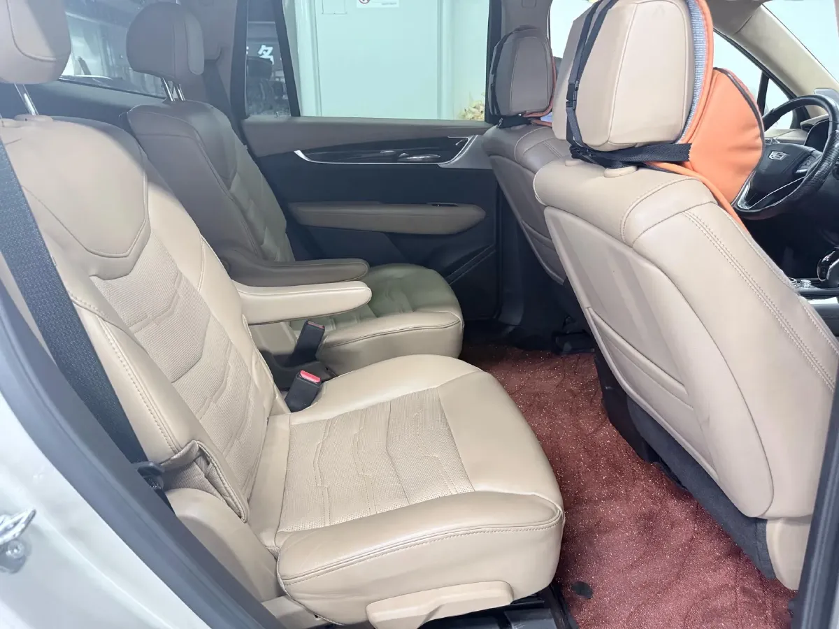 2021 Cadillac XT6 2.0T 237HP L4 9AT,autocango,china used car exporter,china ev exporter,chinese used car exporter,chinese used ev exporter