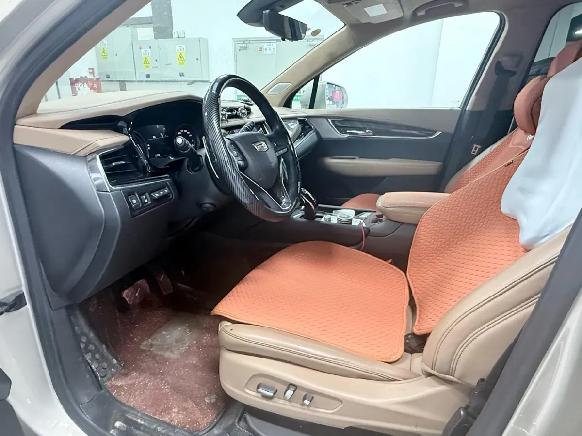 2021 Cadillac XT6 2.0T 237HP L4 9AT,autocango,china used car exporter,china ev exporter,chinese used car exporter,chinese used ev exporter