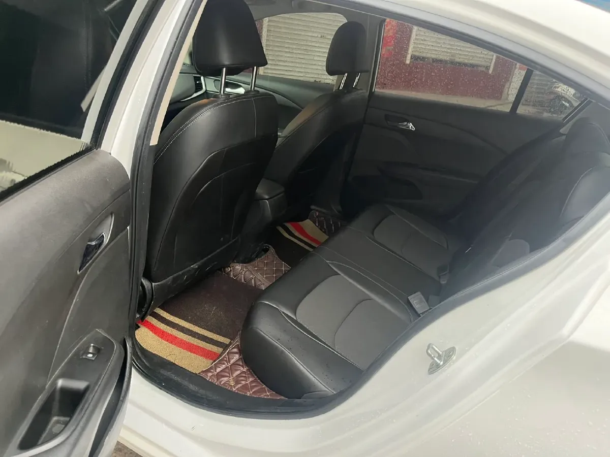 2019 Chevrolet Cavalier 1.5L 113HP L4 5MT,autocango,china used car exporter,china ev exporter,chinese used car exporter,chinese used ev exporter