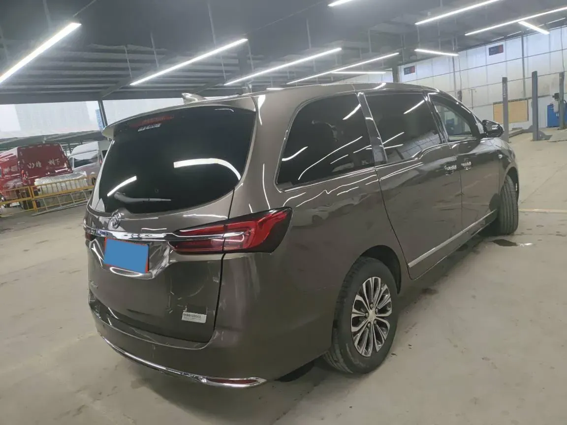 2021 Buick GL8 2.0T 237HP L4 9AT,autocango,china used car exporter,china ev exporter,chinese used car exporter,chinese used ev exporter