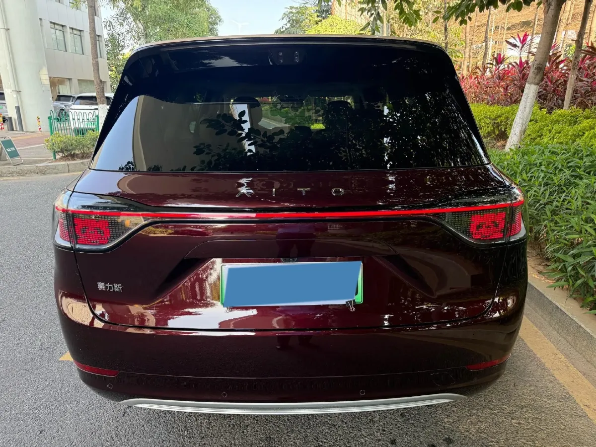 2025 AITO AITO M9 REEV 160HP REEV 52KWH,autocango,china used car exporter,china ev exporter,chinese used car exporter,chinese used ev exporter