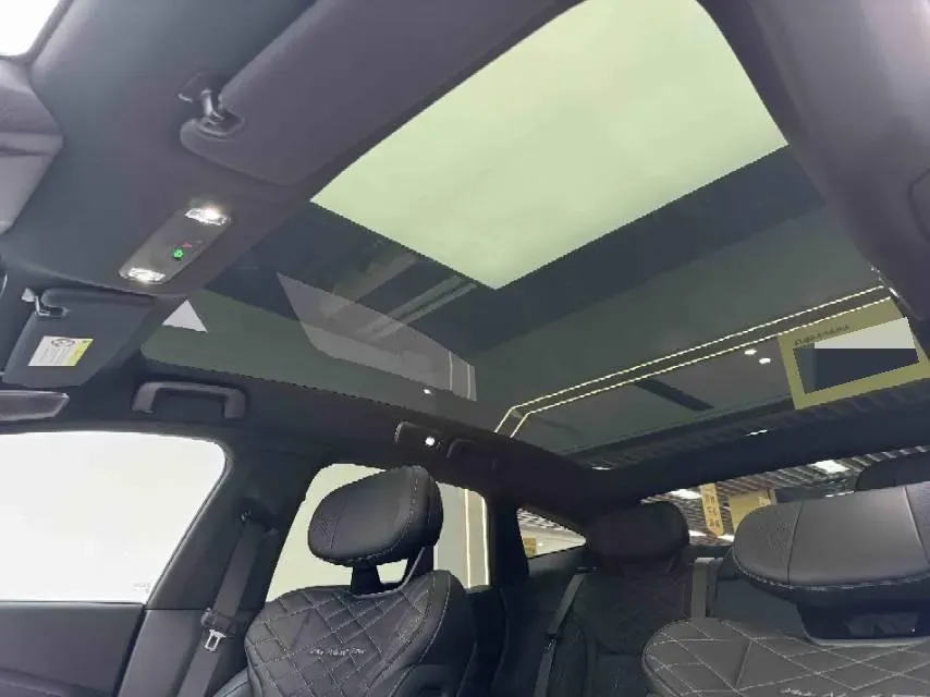 2025 LYNK&CO 10 EM-P 1.5T 163HP L4 3DHT PHEV,autocango,china used car exporter,china ev exporter,chinese used car exporter,chinese used ev exporter