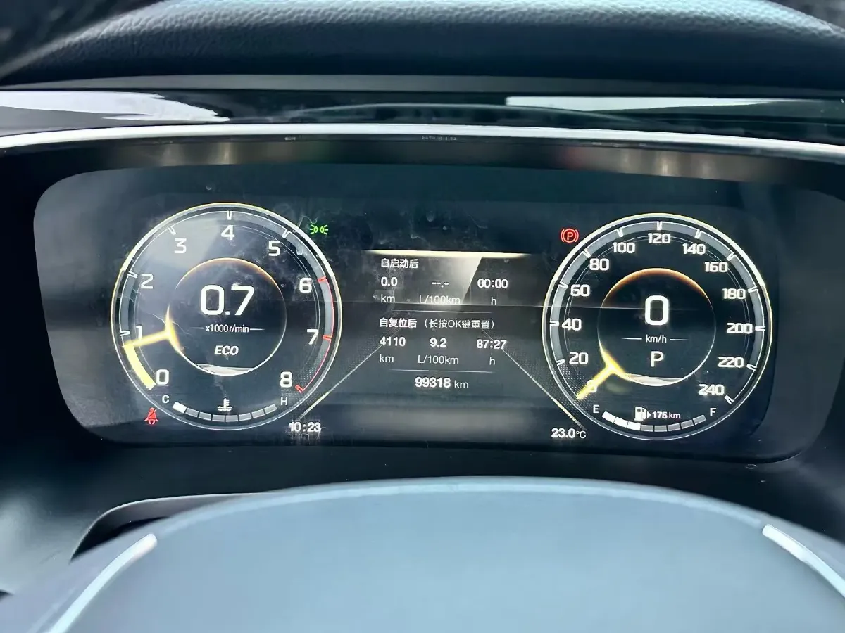 2021 GAC Trumpchi M8 2.0T 252HP L4 8AT,autocango,china used car exporter,china ev exporter,chinese used car exporter,chinese used ev exporter