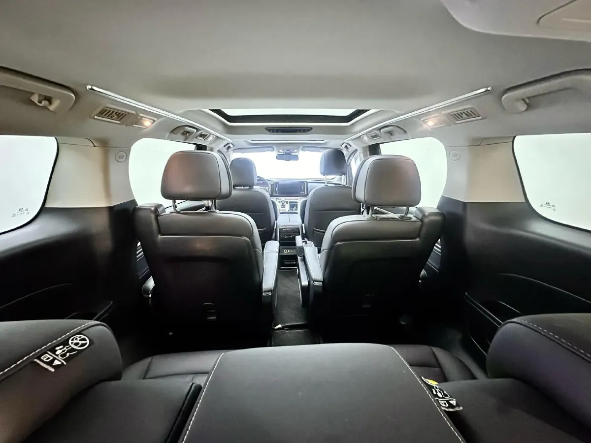 2021 GAC Trumpchi M8 2.0T 252HP L4 8AT,autocango,china used car exporter,china ev exporter,chinese used car exporter,chinese used ev exporter