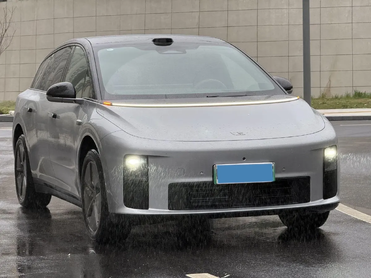 2025 Li i6 BEV,autocango,china used car exporter,china ev exporter,chinese used car exporter,chinese used ev exporter