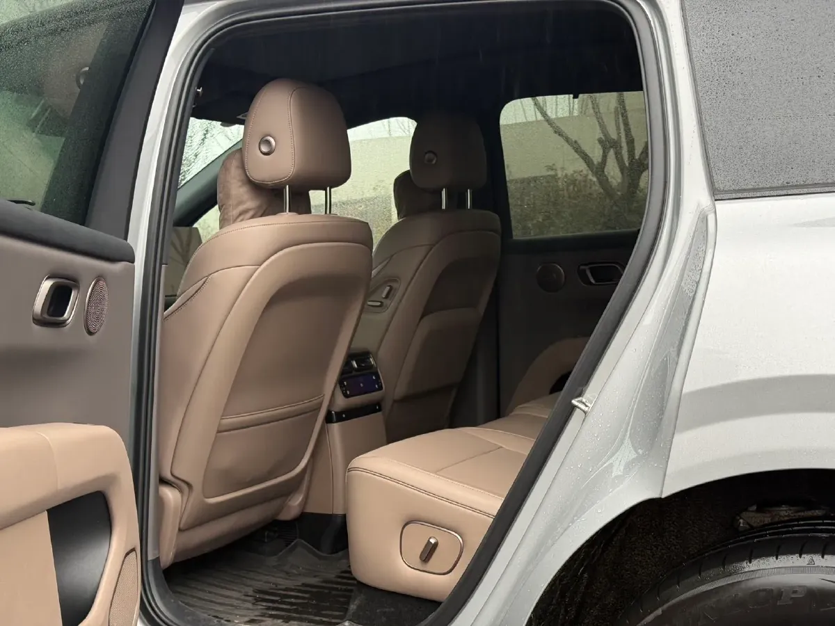 2025 Li i6 BEV,autocango,china used car exporter,china ev exporter,chinese used car exporter,chinese used ev exporter