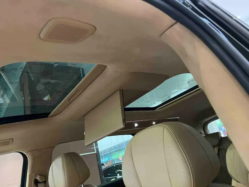 2025 Voyah Dream 1.5T 150HP L4 PHEV 41.7KWH,autocango,china used car exporter,china ev exporter,chinese used car exporter,chinese used ev exporter