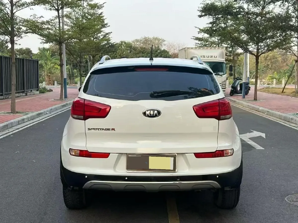2016 Kia Sportage R 2.0L 165HP L4 6AT,autocango,china used car exporter,china ev exporter,chinese used car exporter,chinese used ev exporter