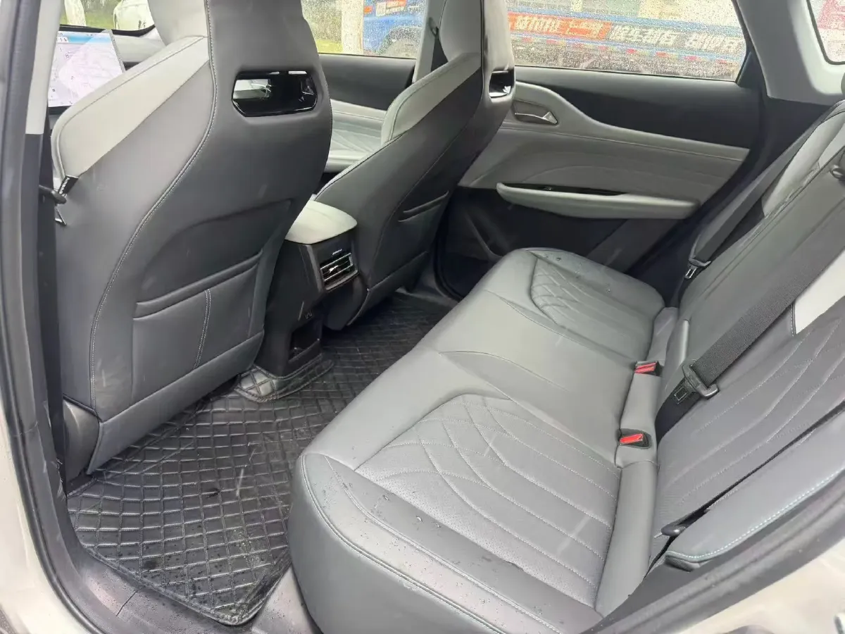 2024 ChangAn UNI-Z 1.5L 98HP L4 E-CVT PHEV 18.4KWH,autocango,china used car exporter,china ev exporter,chinese used car exporter,chinese used ev exporter