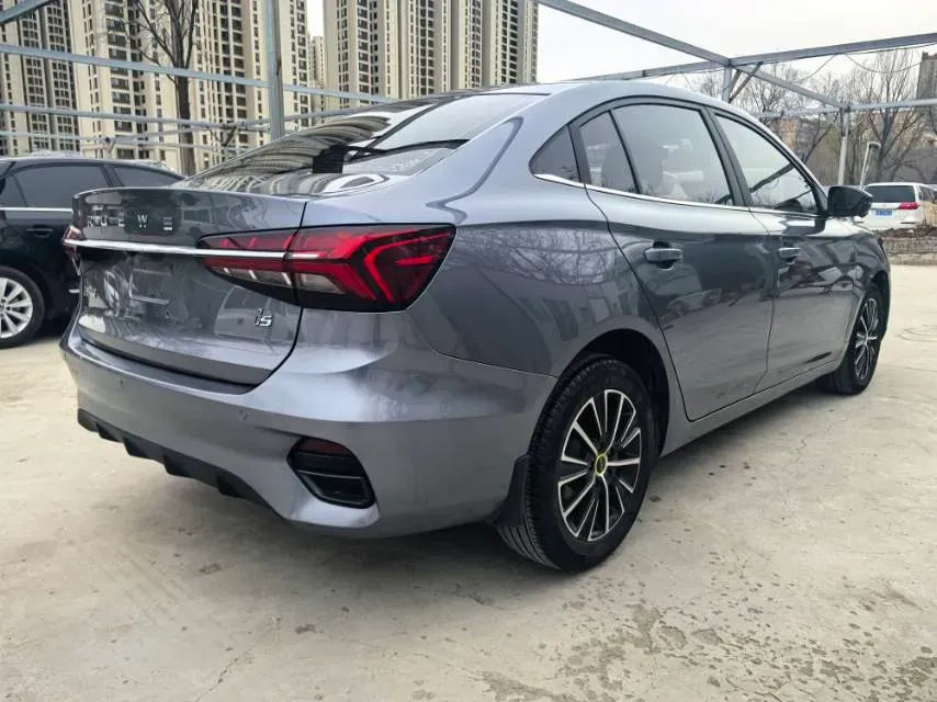 2021 Roewe i5 1.5L 120HP L4 CVT,autocango,china used car exporter,china ev exporter,chinese used car exporter,chinese used ev exporter