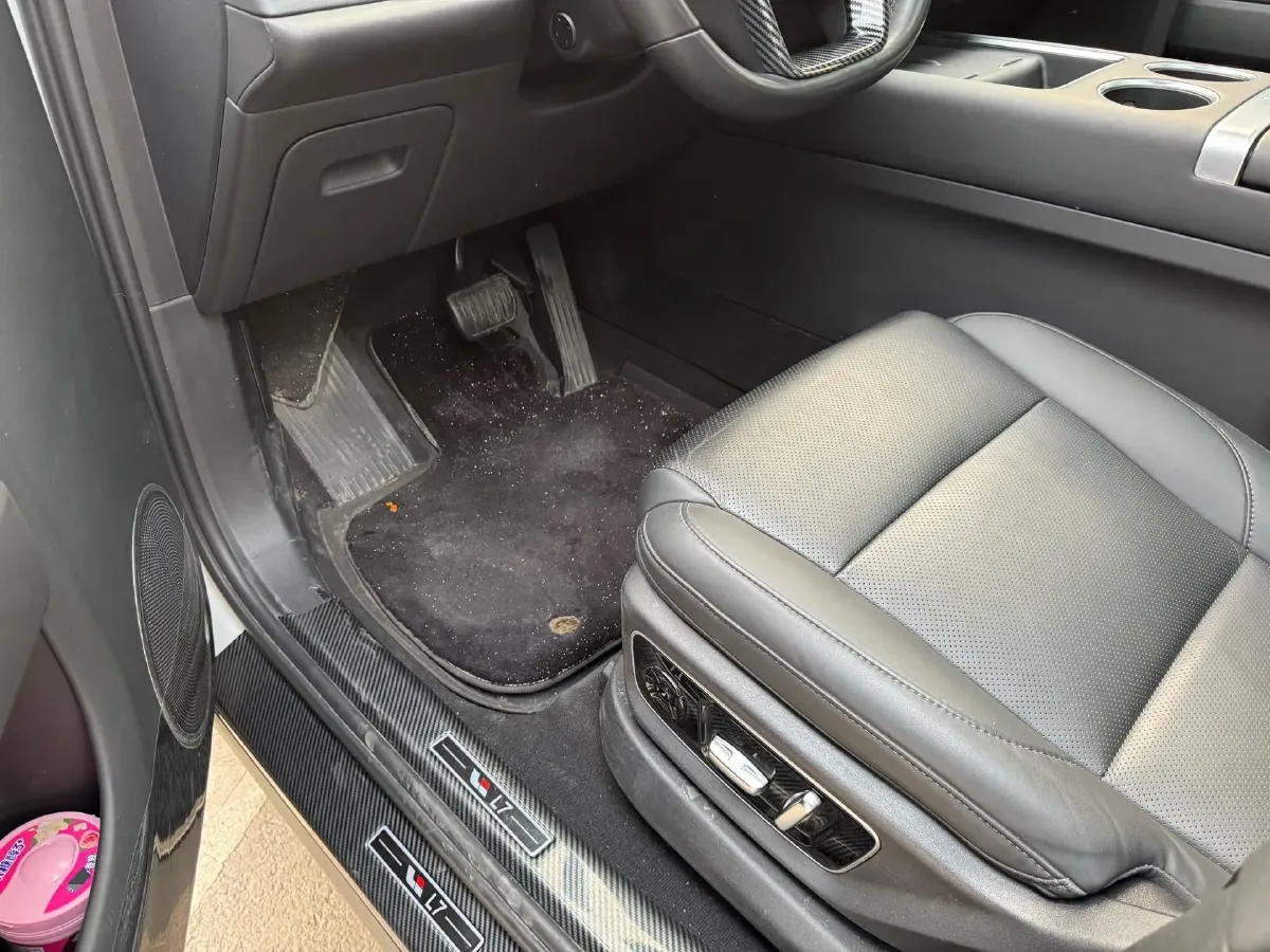 2023 Li L7 Range Extended 154HP REEV 40.9KWH,autocango,china used car exporter,china ev exporter,chinese used car exporter,chinese used ev exporter