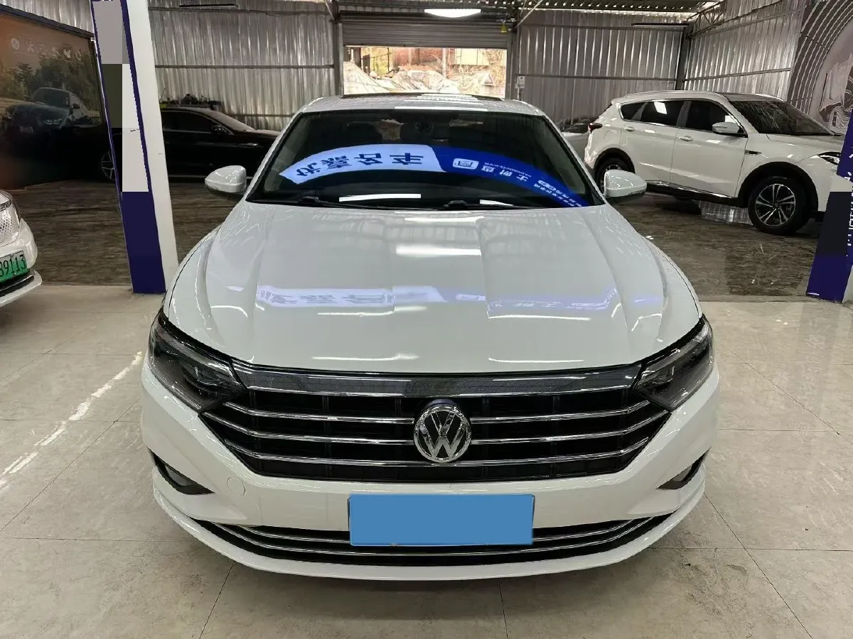 2019 Jeep Renegade 1.3T 173HP L4 7DCT,autocango,china used car exporter,china ev exporter,chinese used car exporter,chinese used ev exporter