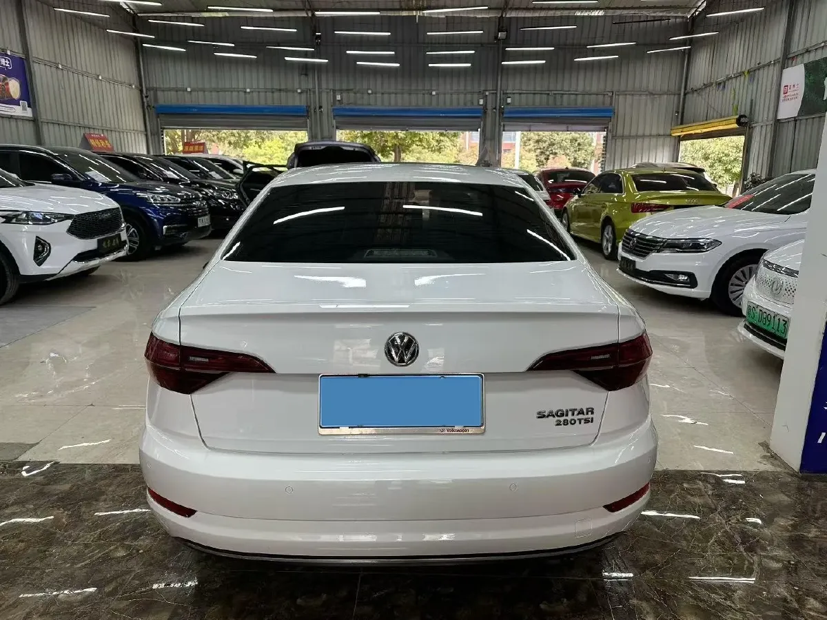 2019 Jeep Renegade 1.3T 173HP L4 7DCT,autocango,china used car exporter,china ev exporter,chinese used car exporter,chinese used ev exporter