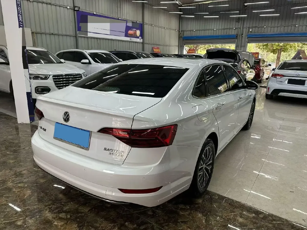 2019 Jeep Renegade 1.3T 173HP L4 7DCT,autocango,china used car exporter,china ev exporter,chinese used car exporter,chinese used ev exporter