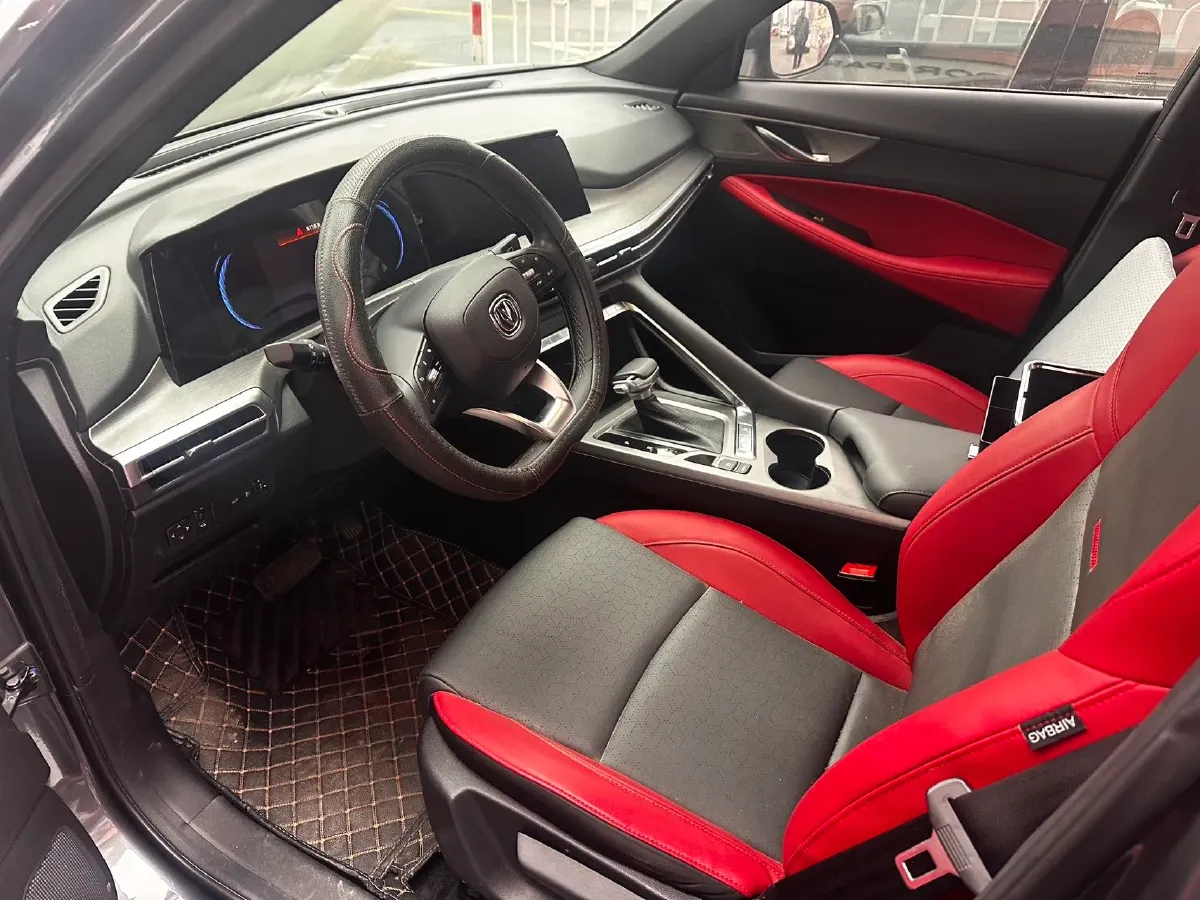 2021 ChangAn CS35 Plus 1.4T 160HP L4 7DCT,autocango,china used car exporter,china ev exporter,chinese used car exporter,chinese used ev exporter