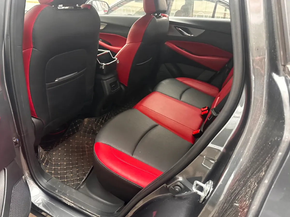 2021 ChangAn CS35 Plus 1.4T 160HP L4 7DCT,autocango,china used car exporter,china ev exporter,chinese used car exporter,chinese used ev exporter