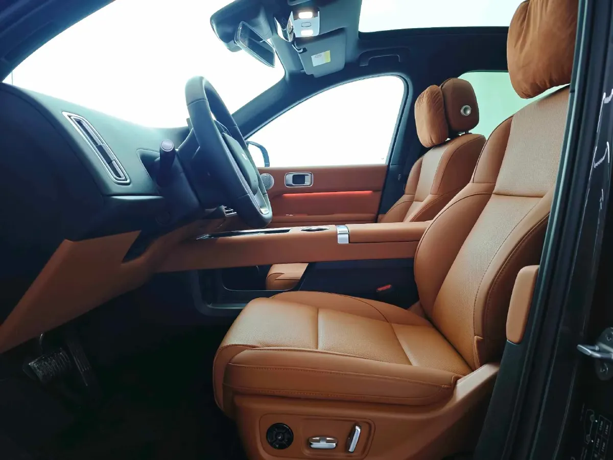 2024 Li L6 Range Extended 154HP L4 REEV 36.8KWH,autocango,china used car exporter,china ev exporter,chinese used car exporter,chinese used ev exporter