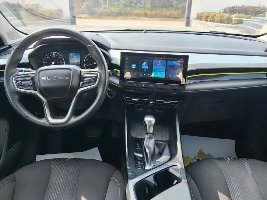 2021 Roewe i5 1.5L 120HP L4 CVT,autocango,china used car exporter,china ev exporter,chinese used car exporter,chinese used ev exporter