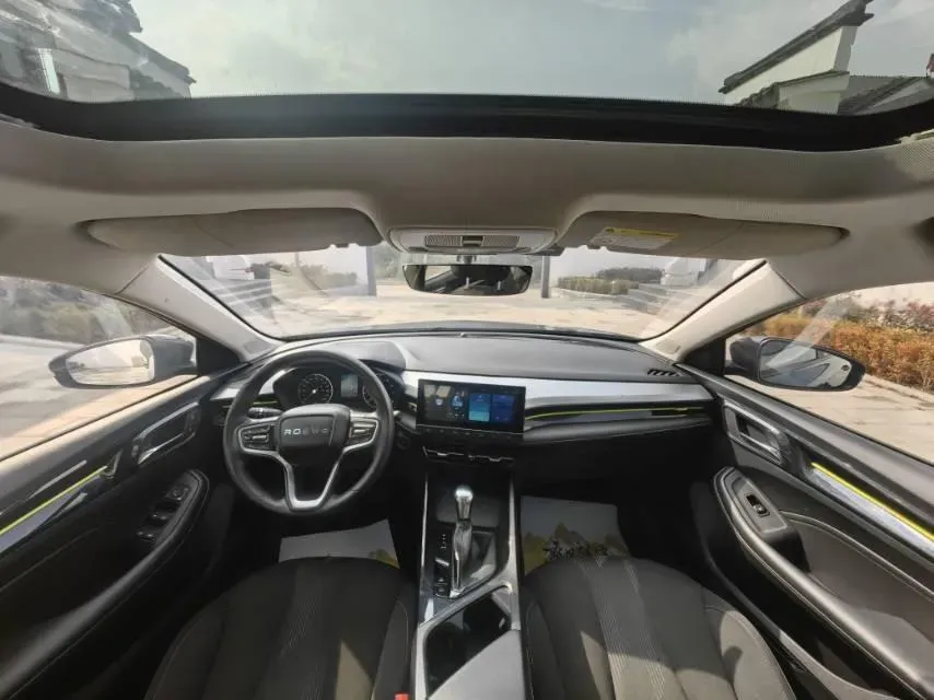 2021 Roewe i5 1.5L 120HP L4 CVT,autocango,china used car exporter,china ev exporter,chinese used car exporter,chinese used ev exporter