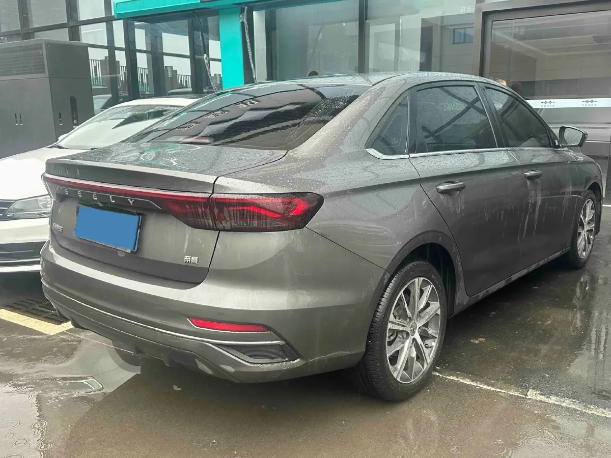 2022 Geely Emgrand 1.5L 114HP L4 CVT,autocango,china used car exporter,china ev exporter,chinese used car exporter,chinese used ev exporter