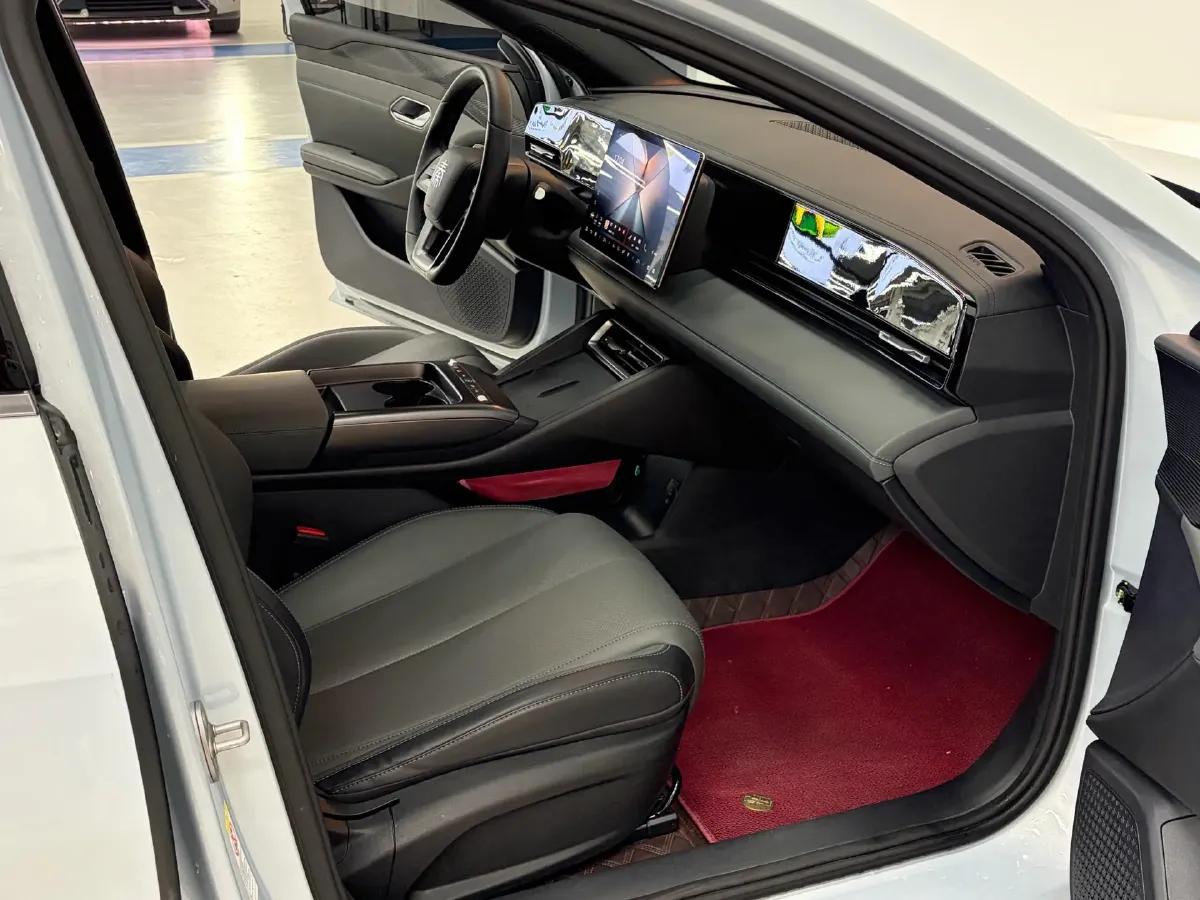 2025 BYD QinL BEV,autocango,china used car exporter,china ev exporter,chinese used car exporter,chinese used ev exporter