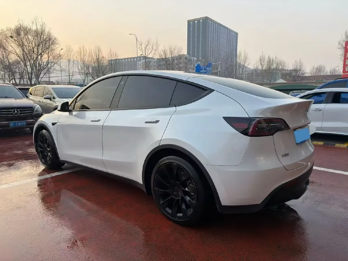 2022 Tesla Model Y BEV 60KWH,autocango,china used car exporter,china ev exporter,chinese used car exporter,chinese used ev exporter