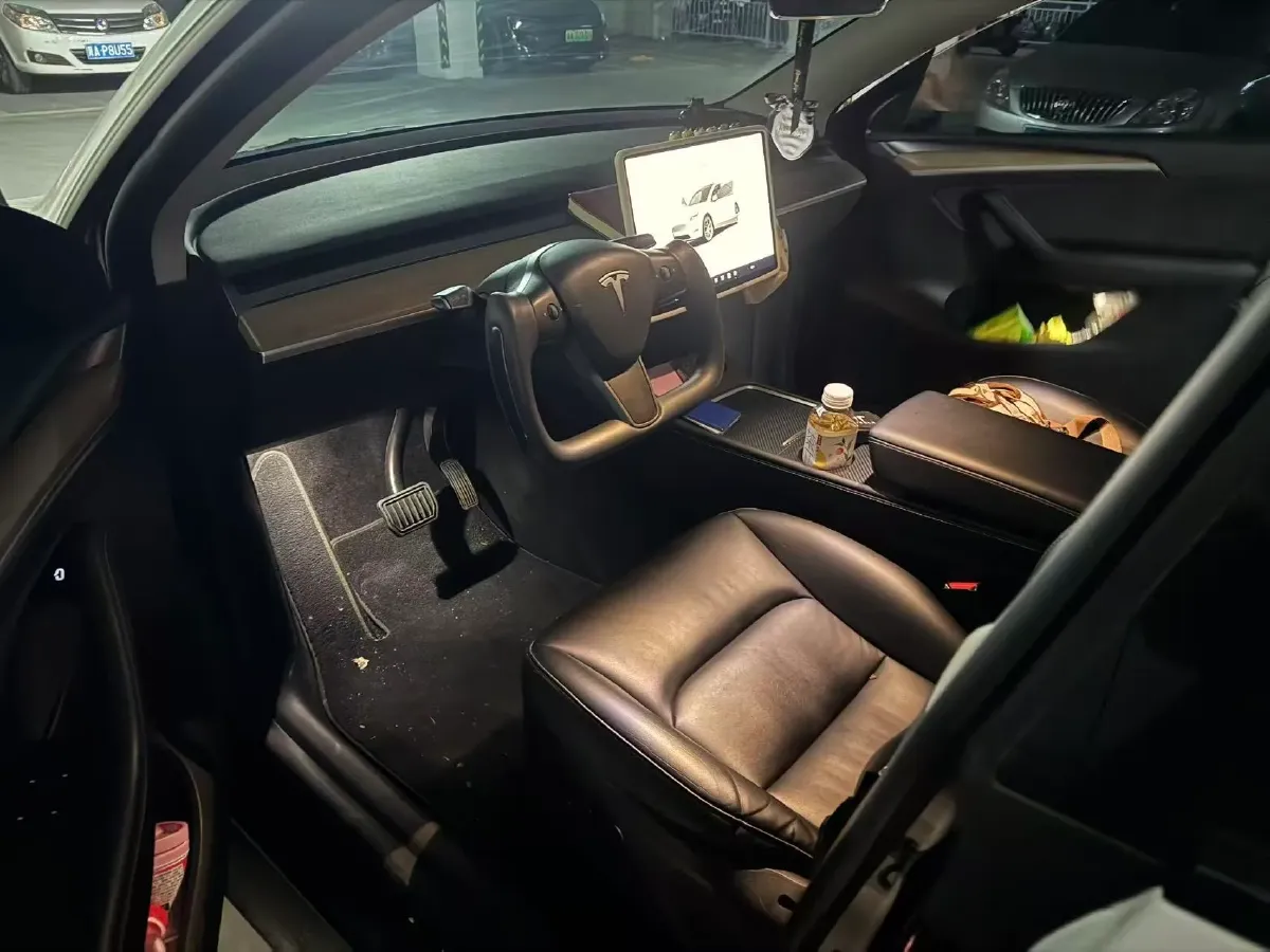 2022 Tesla Model Y BEV 60KWH,autocango,china used car exporter,china ev exporter,chinese used car exporter,chinese used ev exporter