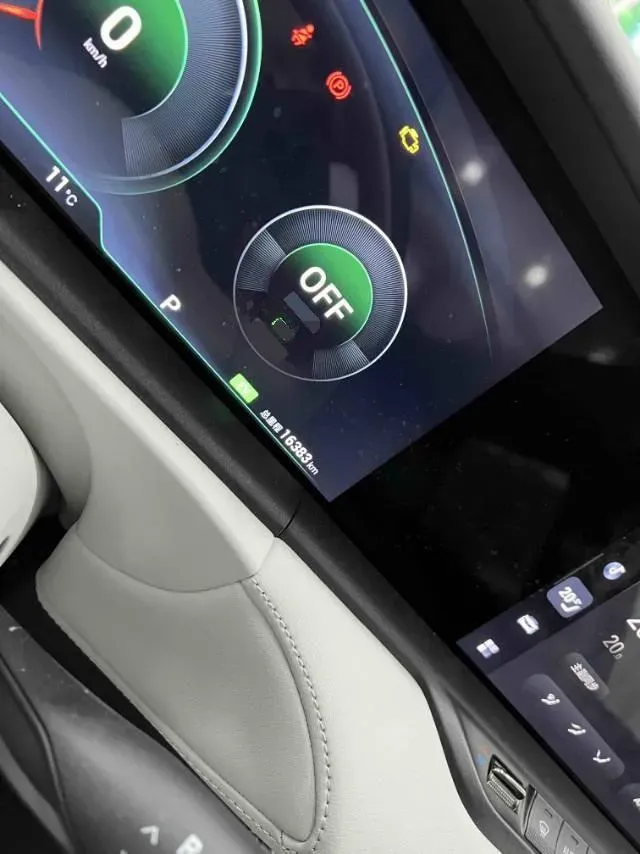 2025 Voyah FREE 1.5T 150HP L4 REEV 43KWH,autocango,china used car exporter,china ev exporter,chinese used car exporter,chinese used ev exporter