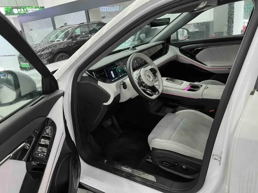 2025 Voyah FREE 1.5T 150HP L4 REEV 43KWH,autocango,china used car exporter,china ev exporter,chinese used car exporter,chinese used ev exporter