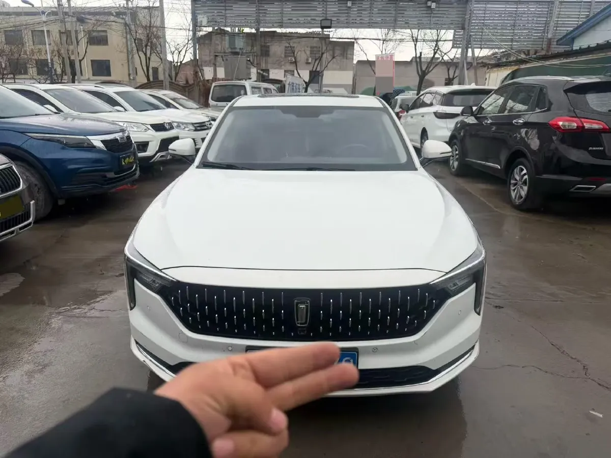 2023 Bestune B70 1.5T 169HP L4 7DCT,autocango,china used car exporter,china ev exporter,chinese used car exporter,chinese used ev exporter